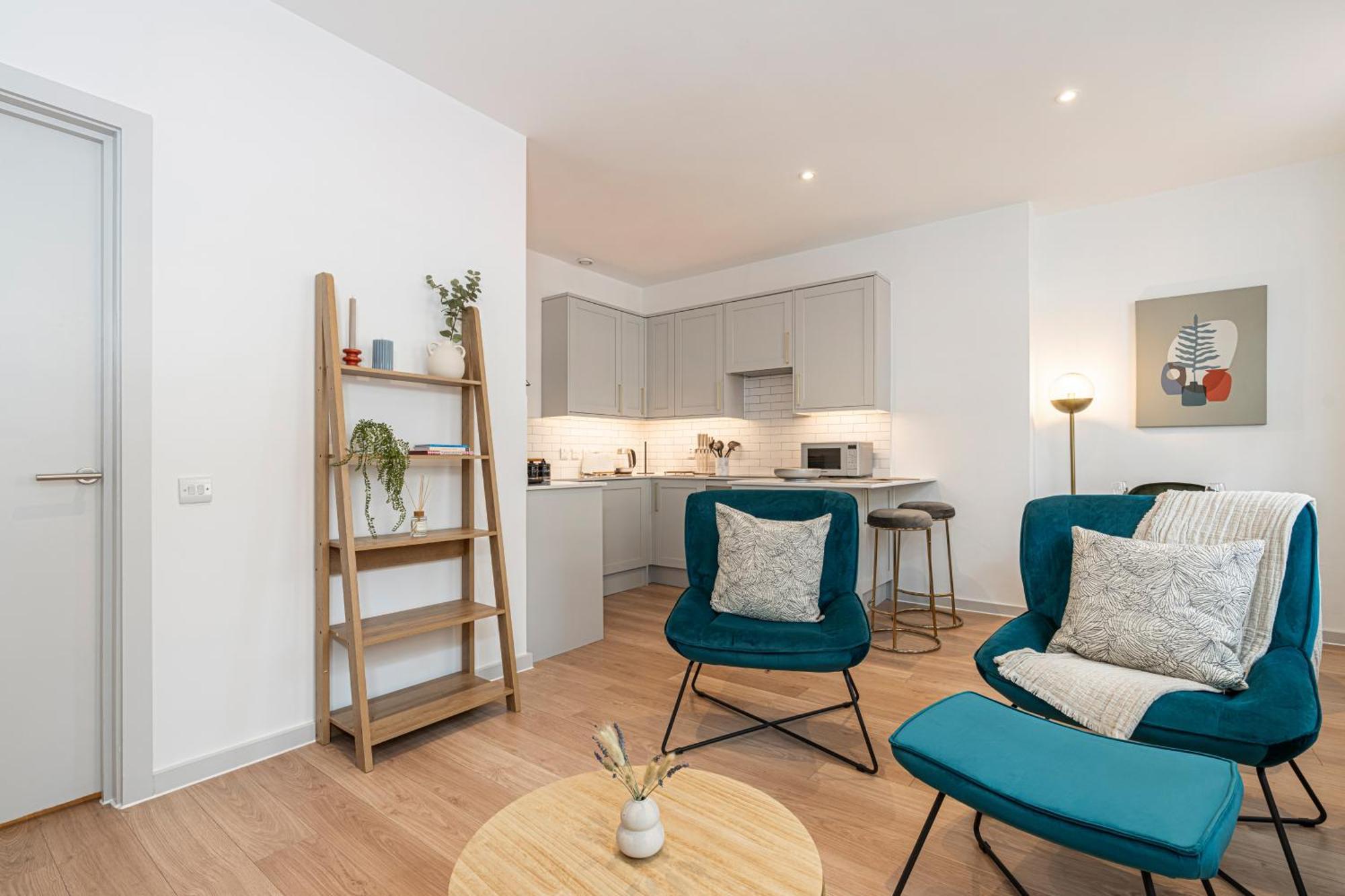 Stylish 1 Bed Flats In Soho, Next To Piccadilly Circus And Trafalgar Square 런던 외부 사진